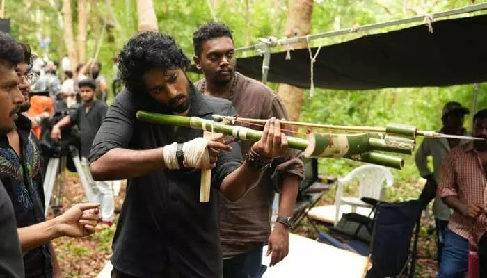 మోగ్లీ నుంచి గ్లింప్స్ రాబోతున్నాయంటూ మేకర్స్ ట్వీట్.. నెట్టింట ఆకట్టుకుంటున్న ఫొటోలు మోగ్లీ నుంచి గ్లింప్స్ రాబోతున్నాయంటూ మేకర్స్ ట్వీట్.. నెట్టింట ఆకట్టుకుంటున్న ఫొటోలు