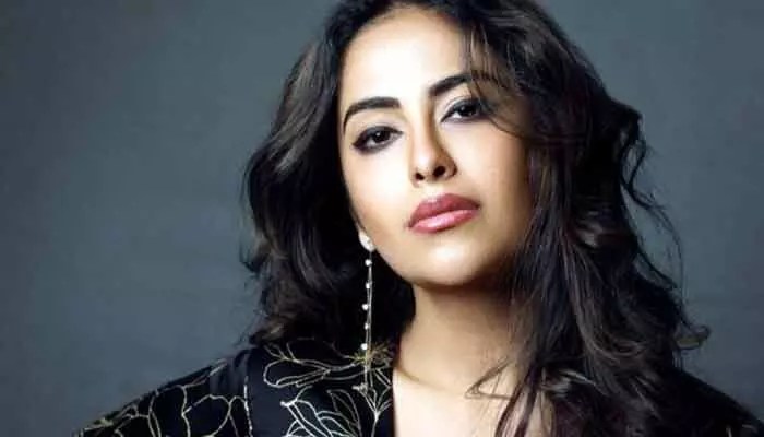 Avika Gor: నాకు ఇంటి నుంచి సపోర్ట్ లేదు.. అయినా హీరోయిన్గా ఈ స్థాయికి ఎదగడం సంతోషంగా ఉంది.. అవికా గోర్ కామెంట్స్ Avika Gor: నాకు ఇంటి నుంచి సపోర్ట్ లేదు.. అయినా హీరోయిన్గా ఈ స్థాయికి ఎదగడం సంతోషంగా ఉంది.. అవికా గోర్ కామెంట్స్