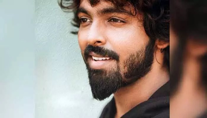 Dulquer Salmaan: దుల్కర్ సల్మాన్ సినిమాలో GV ప్రకాష్.. పోస్టర్ రిలీజ్ చేసిన టీమ్ Dulquer Salmaan: దుల్కర్ సల్మాన్ సినిమాలో GV ప్రకాష్.. పోస్టర్ రిలీజ్ చేసిన టీమ్