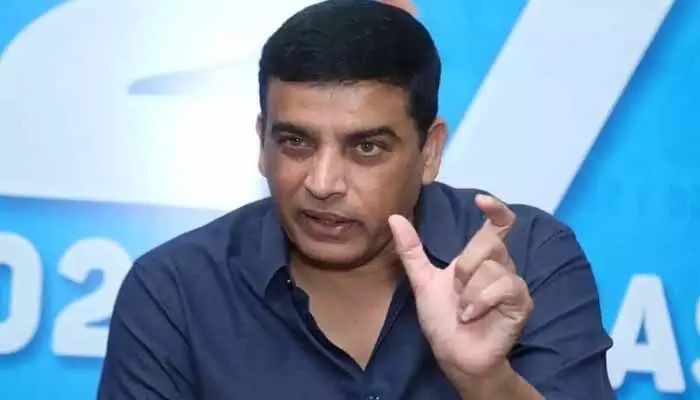 ఏ పనిలో ఉన్నా ప్రభుత్వం అవార్డు ఇస్తే రావాలి: దిల్ రాజు ఏ పనిలో ఉన్నా ప్రభుత్వం అవార్డు ఇస్తే రావాలి: దిల్ రాజు