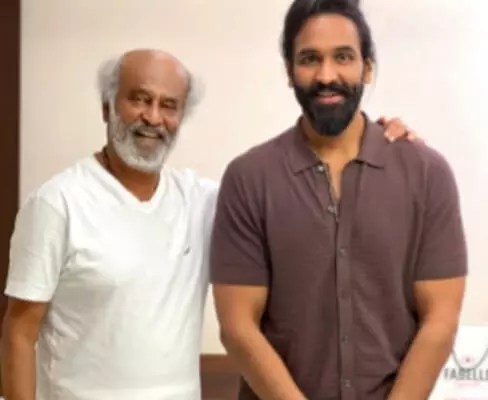 ‘కన్నప్ప’ సినిమా చూసిన రజినీకాంత్.. ఈ క్షణం కోసం 22 ఏళ్లుగా వెయిట్ చేస్తున్నానని ట్వీట్ ‘కన్నప్ప’ సినిమా చూసిన రజినీకాంత్.. ఈ క్షణం కోసం 22 ఏళ్లుగా వెయిట్ చేస్తున్నానని ట్వీట్