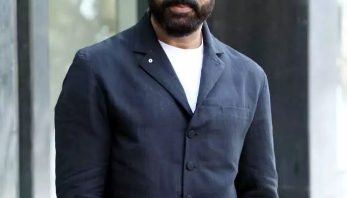 విడాకులపై నోరు విప్పిన స్టార్ హీరో.. నేను ఎలా ఉండాలో నాకు తెలుసు అంటూ.. విడాకులపై నోరు విప్పిన స్టార్ హీరో.. నేను ఎలా ఉండాలో నాకు తెలుసు అంటూ..