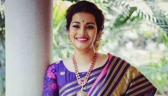 అప్పుడే చేసుకుంటాను అంటూ రెండో పెళ్లిపై క్లారిటీ ఇచ్చిన రేణు దేశాయ్.. కంగ్రాట్స్ చెబుతున్న నెటిజన్లు అప్పుడే చేసుకుంటాను అంటూ రెండో పెళ్లిపై క్లారిటీ ఇచ్చిన రేణు దేశాయ్.. కంగ్రాట్స్ చెబుతున్న నెటిజన్లు