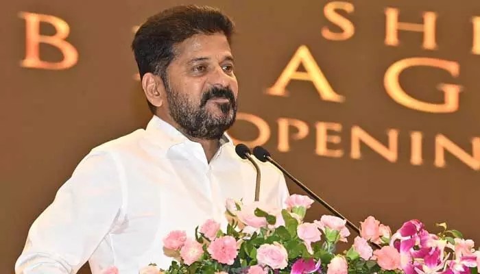 ఆ సినిమాకు మా ఫుల్ సపోర్ట్ ఉంటుంది: CM రేవంత్ ఆ సినిమాకు మా ఫుల్ సపోర్ట్ ఉంటుంది: CM రేవంత్