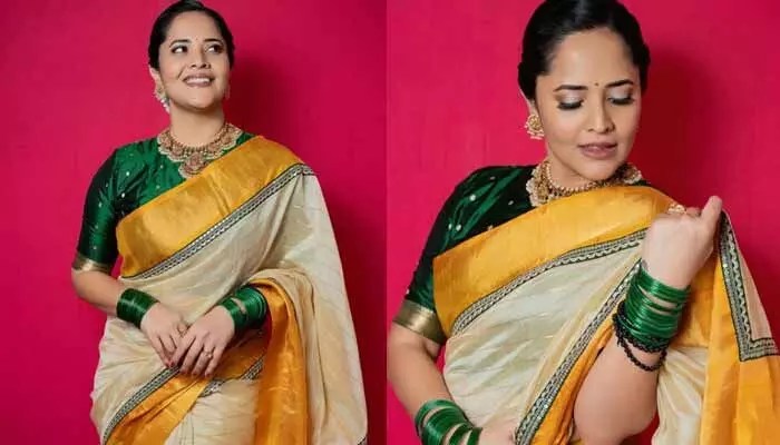 ట్రెడిషనల్ వేర్లో దర్శనమిచ్చిన అనసూయ.. ఇలా పద్ధతిగా ఉంటే ట్రోల్స్ ఎందుకు చేస్తారంటూ కామెంట్స్ ట్రెడిషనల్ వేర్లో దర్శనమిచ్చిన అనసూయ.. ఇలా పద్ధతిగా ఉంటే ట్రోల్స్ ఎందుకు చేస్తారంటూ కామెంట్స్