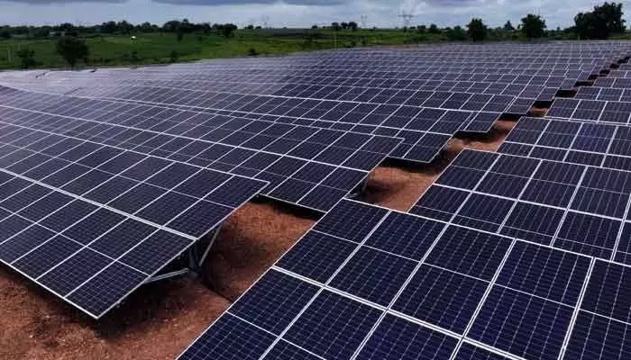 చైనా గుత్తాధిపత్యానికి మోడీ సర్కార్ షాక్! సోలార్ రంగంలో భారత్ సరికొత్త విప్లవం! చైనా గుత్తాధిపత్యానికి మోడీ సర్కార్ షాక్! సోలార్ రంగంలో భారత్ సరికొత్త విప్లవం!