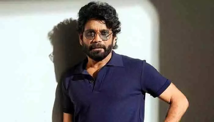 నాగార్జున సంచలనం: ఒకేసారి రెండు సినిమాలతో బాక్సాఫీస్ బద్దలు కొట్టేందుకు సిద్ధం! ఫ్యాన్స్ కి పూనకాలే!! నాగార్జున సంచలనం: ఒకేసారి రెండు సినిమాలతో బాక్సాఫీస్ బద్దలు కొట్టేందుకు సిద్ధం! ఫ్యాన్స్ కి పూనకాలే!!