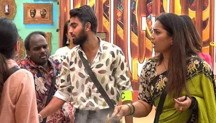 బిగ్బాస్-9: దివ్వెల మాధురికి చుక్కలు చూపించిన ఆ ఇద్దరు.. పెత్తనం చెలాయించాలనుకుంటే ఊహించని షాక్! బిగ్బాస్-9: దివ్వెల మాధురికి చుక్కలు చూపించిన ఆ ఇద్దరు.. పెత్తనం చెలాయించాలనుకుంటే ఊహించని షాక్!