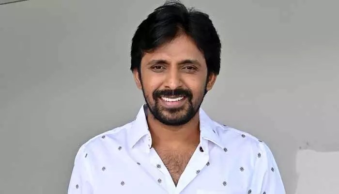 ‘మిత్రమండలి’ హిట్ అవ్వకపోతే అలా చేయండి అంటూ ప్రియదర్శి సంచలన స్టేట్మెంట్.. ఏమన్నాడంటే? ‘మిత్రమండలి’ హిట్ అవ్వకపోతే అలా చేయండి అంటూ ప్రియదర్శి సంచలన స్టేట్మెంట్.. ఏమన్నాడంటే?