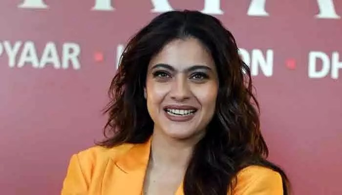Kajol : వివాదంలో చిక్కుకున్న కాజోల్.. మరోసారి క్లారిటీ ఇస్తూ కామెంట్స్ Kajol : వివాదంలో చిక్కుకున్న కాజోల్.. మరోసారి క్లారిటీ ఇస్తూ కామెంట్స్