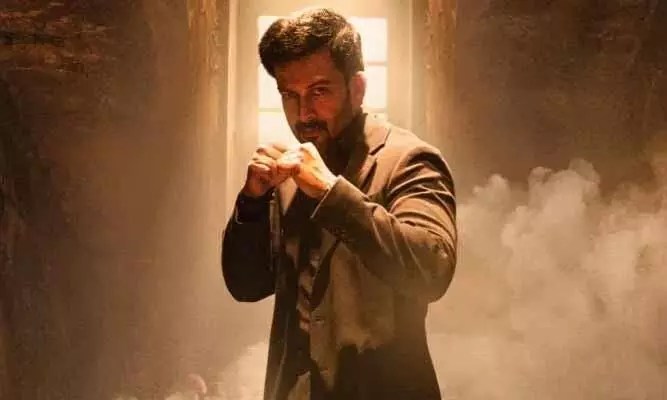 పృథ్వీరాజ్ సుకుమారన్ కొత్త సినిమా నుంచి పవర్ ఫుల్ గ్లింప్స్ రిలీజ్.. భారీ హైప్ క్రియేట్ పృథ్వీరాజ్ సుకుమారన్ కొత్త సినిమా నుంచి పవర్ ఫుల్ గ్లింప్స్ రిలీజ్.. భారీ హైప్ క్రియేట్