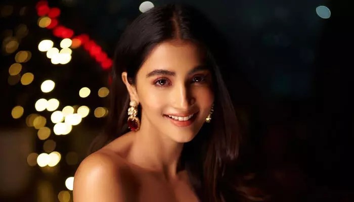 ఫెయిల్యూర్స్కి నేనెప్పుడూ కుంగిపోను.. స్టార్ హీరోయిన్ ఇంట్రెస్టింగ్ కామెంట్ ఫెయిల్యూర్స్కి నేనెప్పుడూ కుంగిపోను.. స్టార్ హీరోయిన్ ఇంట్రెస్టింగ్ కామెంట్