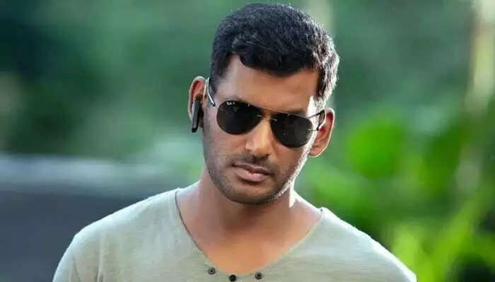 నాకు వచ్చే అవార్డులను నేను చెత్తబుట్టలో వేస్తాను.. విశాల్ సంచలన వ్యాఖ్యలు నాకు వచ్చే అవార్డులను నేను చెత్తబుట్టలో వేస్తాను.. విశాల్ సంచలన వ్యాఖ్యలు