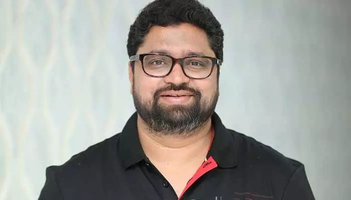 Producer Razesh Danda: నా యుద్దం మీడియా వారిపై కాదు ఆ వెబ్సైట్ మీదనే..దయచేసి నా బాధను అర్థం చేసుకోండి Producer Razesh Danda: నా యుద్దం మీడియా వారిపై కాదు ఆ వెబ్సైట్ మీదనే..దయచేసి నా బాధను అర్థం చేసుకోండి