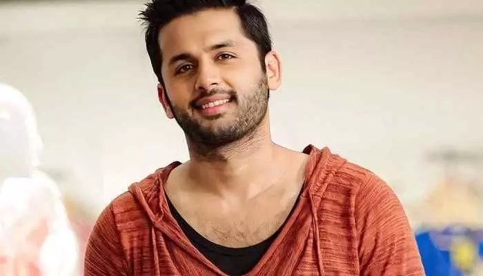 ఫ్లాప్స్? లెక్కేలేదు! నితిన్ మాస్ కంబ్యాక్.. లైనప్ చూస్తే మైండ్ బ్లాక్! ఫ్లాప్స్? లెక్కేలేదు! నితిన్ మాస్ కంబ్యాక్.. లైనప్ చూస్తే మైండ్ బ్లాక్!