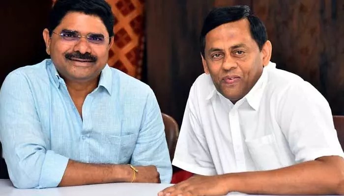 అలాంటి వాళ్లకు ఈ మూవీ చూశాక ధైర్యం వస్తుంది.. ‘సంతాన ప్రాప్తిరస్తు’పై మరింత హైప్ పెంచేస్తున్న నిర్మాతలు అలాంటి వాళ్లకు ఈ మూవీ చూశాక ధైర్యం వస్తుంది.. ‘సంతాన ప్రాప్తిరస్తు’పై మరింత హైప్ పెంచేస్తున్న నిర్మాతలు