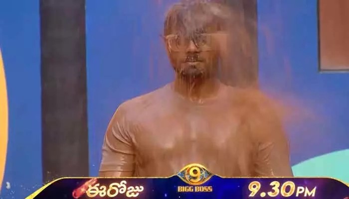 బిగ్బాస్:-9: హౌస్లో ఊహించని ట్విస్ట్.. నామినేషన్స్లో ఎంతమంది ఉన్నారంటే! బిగ్బాస్:-9: హౌస్లో ఊహించని ట్విస్ట్.. నామినేషన్స్లో ఎంతమంది ఉన్నారంటే!