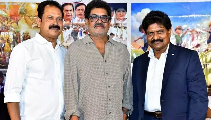 గొప్ప సందేశాన్నిచ్చే ‘మాస్టర్ సంకల్ప్’.. ట్రైలర్ రిలీజ్ చేసిన శివాజీ రాజా గొప్ప సందేశాన్నిచ్చే ‘మాస్టర్ సంకల్ప్’.. ట్రైలర్ రిలీజ్ చేసిన శివాజీ రాజా