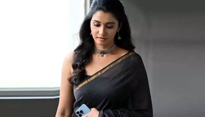 డీమాంటి కాలనీ 3 పోస్టర్: భయంకరంగా వణికిస్తున్న ఫస్ట్ లుక్! అంచనాలు అమాంతం పెంచేసింది! డీమాంటి కాలనీ 3 పోస్టర్: భయంకరంగా వణికిస్తున్న ఫస్ట్ లుక్! అంచనాలు అమాంతం పెంచేసింది!