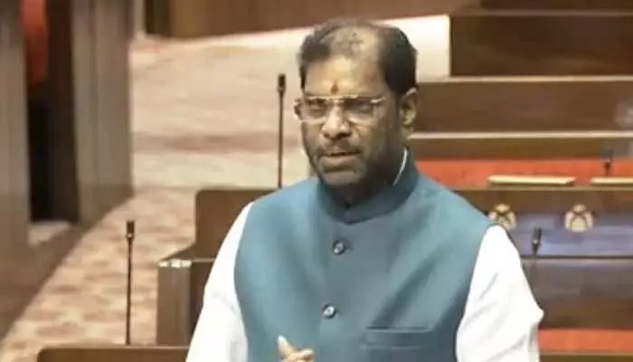 కేసీఆర్ విజన్: దేశానికే ఆదర్శం! రాజ్యసభలో వద్దిరాజు ప్రశంసలు కేసీఆర్ విజన్: దేశానికే ఆదర్శం! రాజ్యసభలో వద్దిరాజు ప్రశంసలు