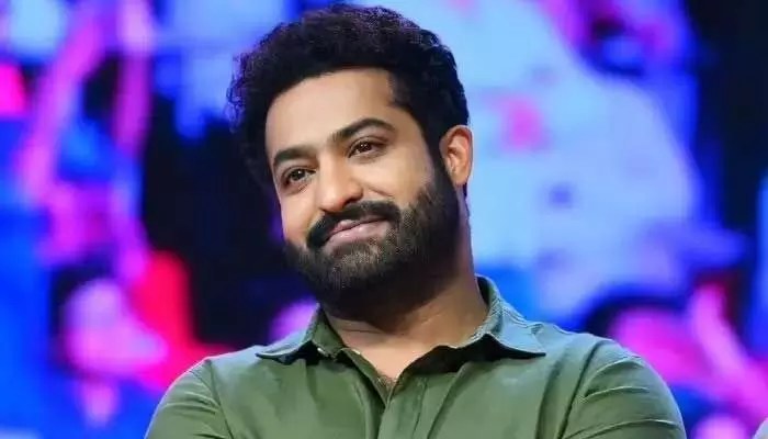 సంచలనం! 'RAW NTR'తో మాకు సంబంధం లేదు.. ఎన్టీఆర్ కార్యాలయం నుండి మాస్ క్లారిటీ! సంచలనం! 'RAW NTR'తో మాకు సంబంధం లేదు.. ఎన్టీఆర్ కార్యాలయం నుండి మాస్ క్లారిటీ!
