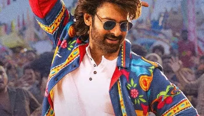 The Raja Saab: హాట్ స్టార్ చేతికి ఓటీటీ హక్కులు...ఎన్ని కొట్లంటే ? The Raja Saab: హాట్ స్టార్ చేతికి ఓటీటీ హక్కులు...ఎన్ని కొట్లంటే ?