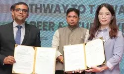 మంచి సస్పెన్స్ థ్రిల్లర్ పాయింట్తో “మిస్టీరియస్”.. ప్రీ రిలీజ్ ఈవెంట్లో బ్రహ్మానందం మంచి సస్పెన్స్ థ్రిల్లర్ పాయింట్తో “మిస్టీరియస్”.. ప్రీ రిలీజ్ ఈవెంట్లో బ్రహ్మానందం