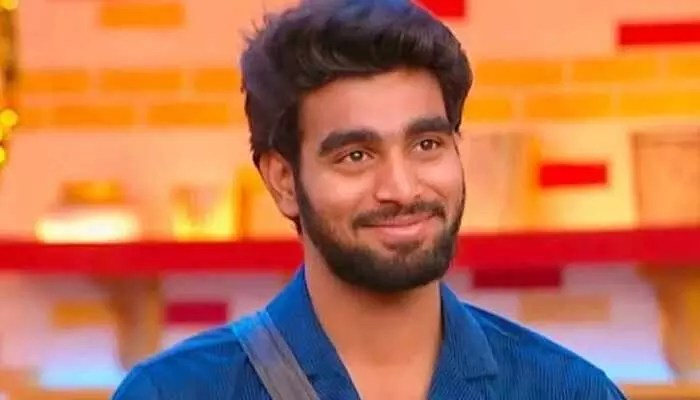 కళ్యాణ్ గురించి అసలు నిజాలు చెప్పిన జవాన్.. వీడియో వైరల్ కళ్యాణ్ గురించి అసలు నిజాలు చెప్పిన జవాన్.. వీడియో వైరల్