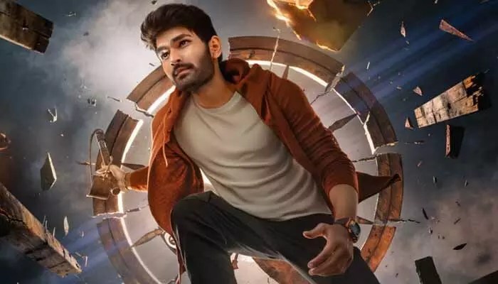 స్టార్ హీరో వాయిస్ ఓవర్తో ఆసక్తికరంగా ‘ఇట్లు అర్జున’ టీజర్ స్టార్ హీరో వాయిస్ ఓవర్తో ఆసక్తికరంగా ‘ఇట్లు అర్జున’ టీజర్