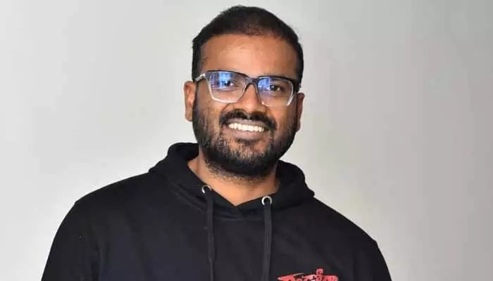 దండోరా చూసి షాక్ అవుతారు: దర్శకుడి సంచలన కామెంట్స్, అంచనాలు ఆకాశంలో! దండోరా చూసి షాక్ అవుతారు: దర్శకుడి సంచలన కామెంట్స్, అంచనాలు ఆకాశంలో!