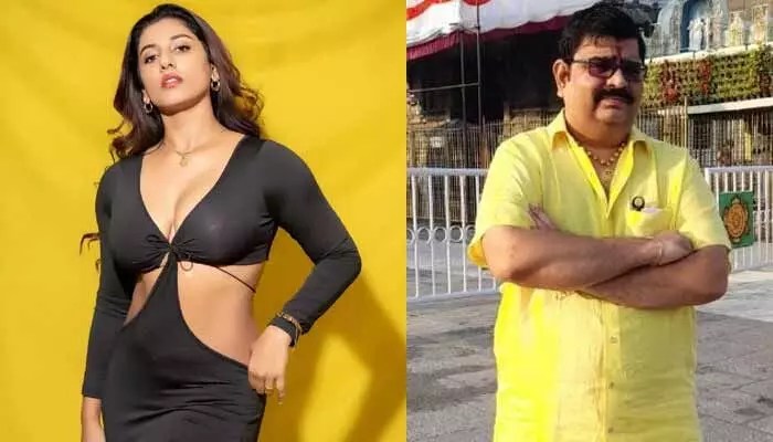 విష్ణు ప్రియ సంచలనం: వేణు స్వామి గురించి ఆ షాకింగ్ విషయాలు బయటపెట్టింది! విష్ణు ప్రియ సంచలనం: వేణు స్వామి గురించి ఆ షాకింగ్ విషయాలు బయటపెట్టింది!