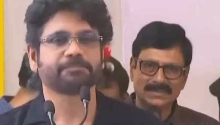 గుడివాడలో నాగార్జున సంచలనం: ANR కాలేజీకి ఊహించని రూ. 2 కోట్ల విరాళం! గుడివాడలో నాగార్జున సంచలనం: ANR కాలేజీకి ఊహించని రూ. 2 కోట్ల విరాళం!