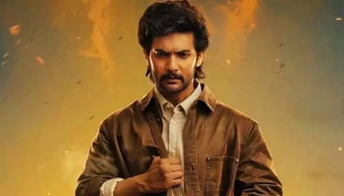 గాయాలతోనే షూటింగ్.. ఆది సాయి కుమార్ డెడికేషన్ చూస్తే షాక్ అవ్వాల్సిందే! గాయాలతోనే షూటింగ్.. ఆది సాయి కుమార్ డెడికేషన్ చూస్తే షాక్ అవ్వాల్సిందే!
