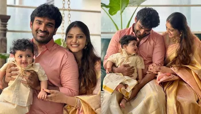 కిరణ్ అబ్బవరం, రహస్య గోరఖ్ న్యూ ఇయర్ వేడుకలు: కొడుకుతో క్యూట్ ఫొటోలు వైరల్, నెటిజన్లు ఫిదా! కిరణ్ అబ్బవరం, రహస్య గోరఖ్ న్యూ ఇయర్ వేడుకలు: కొడుకుతో క్యూట్ ఫొటోలు వైరల్, నెటిజన్లు ఫిదా!