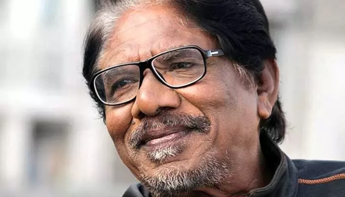 'సీతాకోకచిలుక' దర్శకుడికి ఏమైంది? ఐసీయూలో భారతీరాజా.. నిలకడగా ఆరోగ్యం! 'సీతాకోకచిలుక' దర్శకుడికి ఏమైంది? ఐసీయూలో భారతీరాజా.. నిలకడగా ఆరోగ్యం!