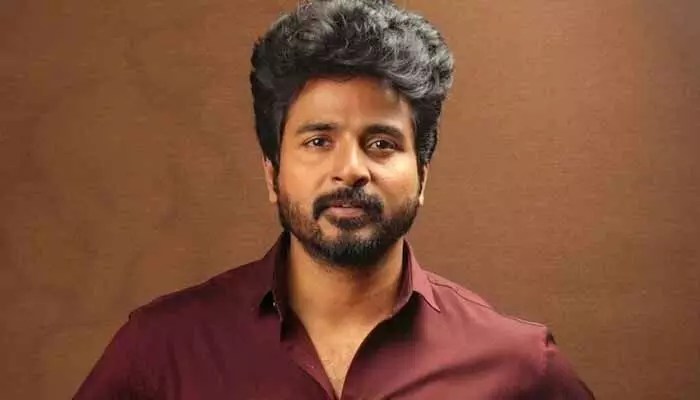 శివకార్తికేయన్ సంచలన వ్యాఖ్యలు: కుటుంబం జోలికి వస్తే సహించను! స్టార్ హీరోకి ఏమైంది? శివకార్తికేయన్ సంచలన వ్యాఖ్యలు: కుటుంబం జోలికి వస్తే సహించను! స్టార్ హీరోకి ఏమైంది?