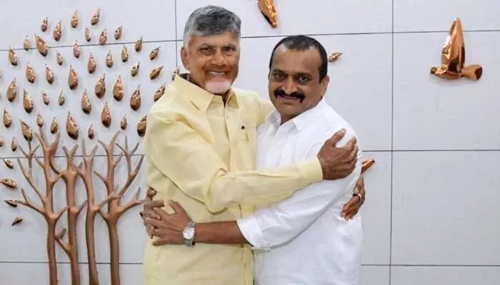 బండ్ల గణేష్ మరో సంచలనం! చంద్రబాబు కోసం తిరుమలకు మహా పాదయాత్ర!! బండ్ల గణేష్ మరో సంచలనం! చంద్రబాబు కోసం తిరుమలకు మహా పాదయాత్ర!!