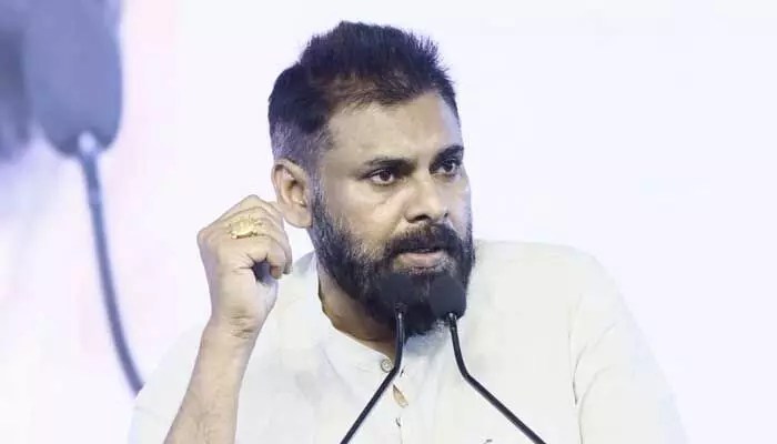 షాకింగ్: టొబాకో యాడ్ కోసం అన్ని కోట్లు ఆఫర్ చేసినా వద్దన్న పవర్ స్టార్! కారణం? షాకింగ్: టొబాకో యాడ్ కోసం అన్ని కోట్లు ఆఫర్ చేసినా వద్దన్న పవర్ స్టార్! కారణం?