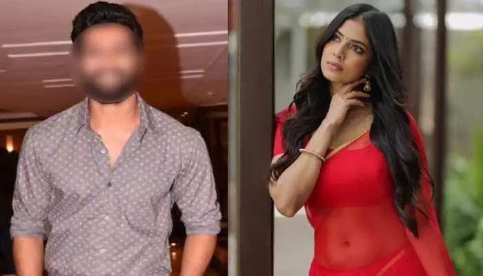 మాళవిక మోహనన్ సంచలనం! ఆ స్టార్ హీరోతో చిన్నప్పటి లవ్ స్టోరీ లీక్.. ప్రభాస్ షాక్! మాళవిక మోహనన్ సంచలనం! ఆ స్టార్ హీరోతో చిన్నప్పటి లవ్ స్టోరీ లీక్.. ప్రభాస్ షాక్!