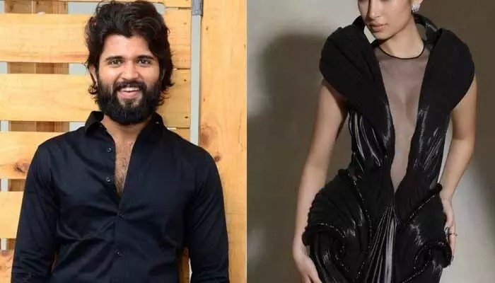 షాకింగ్: రౌడీ స్టార్ పై మనసు పడ్డ సెన్సేషనల్ బ్యూటీ! టాలీవుడ్ లో హాట్ టాపిక్!! షాకింగ్: రౌడీ స్టార్ పై మనసు పడ్డ సెన్సేషనల్ బ్యూటీ! టాలీవుడ్ లో హాట్ టాపిక్!!