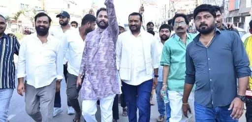 షాకింగ్: బండ్ల గణేష్ సంకల్ప యాత్ర! చంద్రబాబు కోసం తిరుమలకు! షాకింగ్: బండ్ల గణేష్ సంకల్ప యాత్ర! చంద్రబాబు కోసం తిరుమలకు!