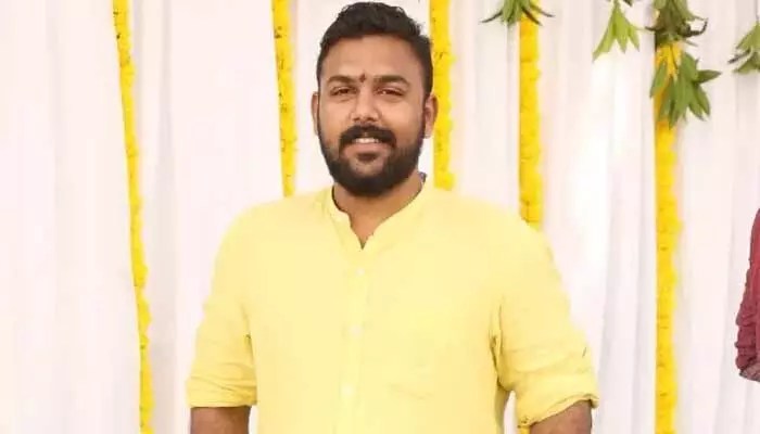 షాకింగ్: 'ఈ నగరానికి ఏమైంది' సీక్వెల్ నుండి సాయి సుశాంత్ అవుట్! తరుణ్ భాస్కర్ సంచలన ప్రకటన! షాకింగ్: 'ఈ నగరానికి ఏమైంది' సీక్వెల్ నుండి సాయి సుశాంత్ అవుట్! తరుణ్ భాస్కర్ సంచలన ప్రకటన!