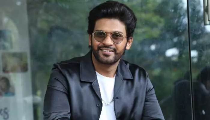 షాకింగ్: బ్లాక్ బస్టర్ హిట్టుతో నవీన్ పొలిశెట్టి రెమ్యునరేషన్ ఎంతో తెలుసా? షాకింగ్: బ్లాక్ బస్టర్ హిట్టుతో నవీన్ పొలిశెట్టి రెమ్యునరేషన్ ఎంతో తెలుసా?