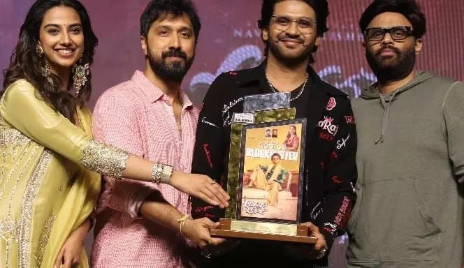 నవీన్ పొలిశెట్టి 'రాజు' మూవీ సంచలనం! బాక్సాఫీస్ బద్దలు.. రికార్డులు షేక్! నవీన్ పొలిశెట్టి 'రాజు' మూవీ సంచలనం! బాక్సాఫీస్ బద్దలు.. రికార్డులు షేక్!