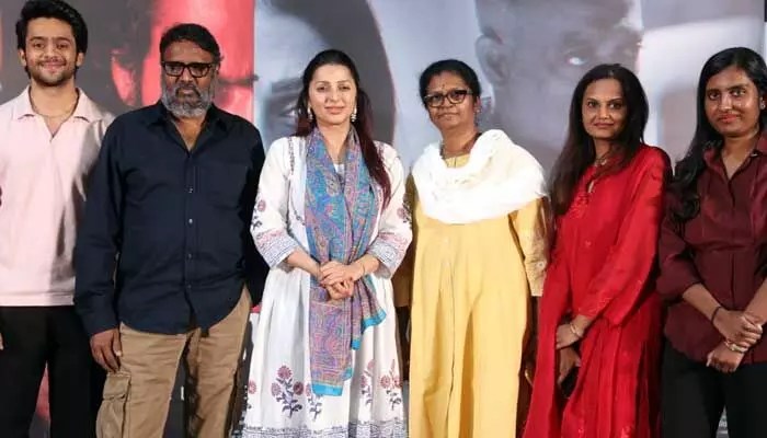 Gunasekhar's 'Euphoria' Prioritizes Audience Intelligence & Unique Storytelling Gunasekhar's 'Euphoria' Prioritizes Audience Intelligence & Unique Storytelling