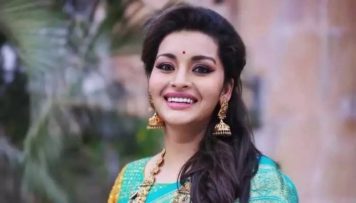 Renu Desai's Childhood Decision: Why She Turned Vegetarian at Age 7 - Viral Video Renu Desai's Childhood Decision: Why She Turned Vegetarian at Age 7 - Viral Video