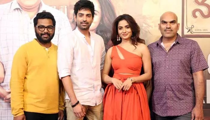 Shiva Kandukuri's 'Chai Wala' is now 'Nawab Cafe' due to Censor Rules! Shiva Kandukuri's 'Chai Wala' is now 'Nawab Cafe' due to Censor Rules!