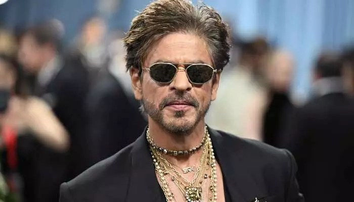 Shah Rukh Khan Debunks Don 3 Rumors: Ranveer Singh Still the Lead, Confirms SRK Shah Rukh Khan Debunks Don 3 Rumors: Ranveer Singh Still the Lead, Confirms SRK