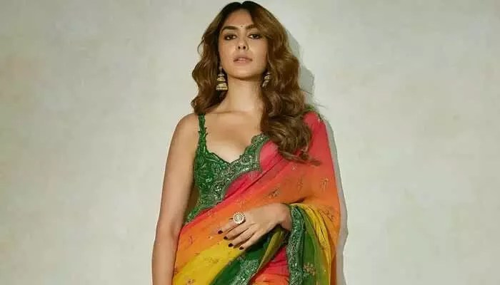 Mrunal Thakur Shuts Down Marriage Rumors with Epic Counter: Prioritizes Film Career Mrunal Thakur Shuts Down Marriage Rumors with Epic Counter: Prioritizes Film Career