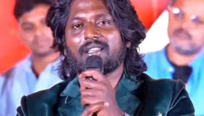 షాకింగ్: హీరోయిన్ పక్కన నిలబడే అర్హత లేదన్నారట.. ఇప్పుడు చూడు సుహాస్ మాస్ కమ్ బ్యాక్! షాకింగ్: హీరోయిన్ పక్కన నిలబడే అర్హత లేదన్నారట.. ఇప్పుడు చూడు సుహాస్ మాస్ కమ్ బ్యాక్!